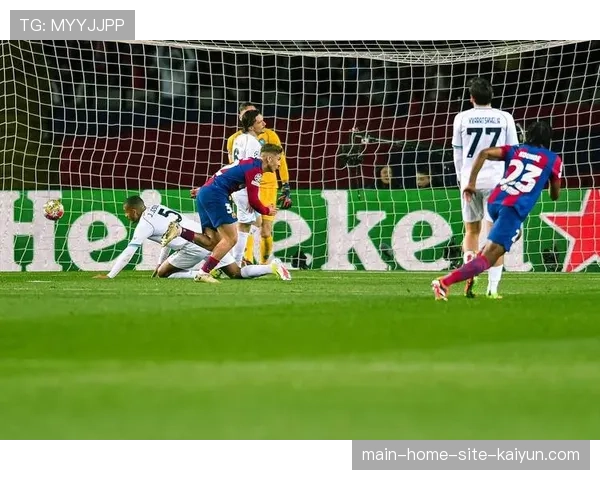 法兰克福对阵热刺 欧冠新军挑战英超劲旅