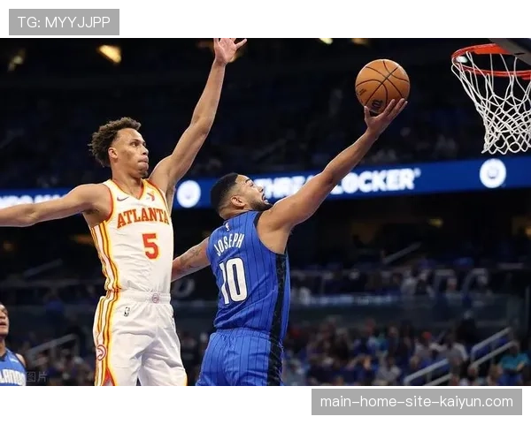 老鹰特雷杨交易后进攻重组，约翰逊持球开发能力面临季后赛检验